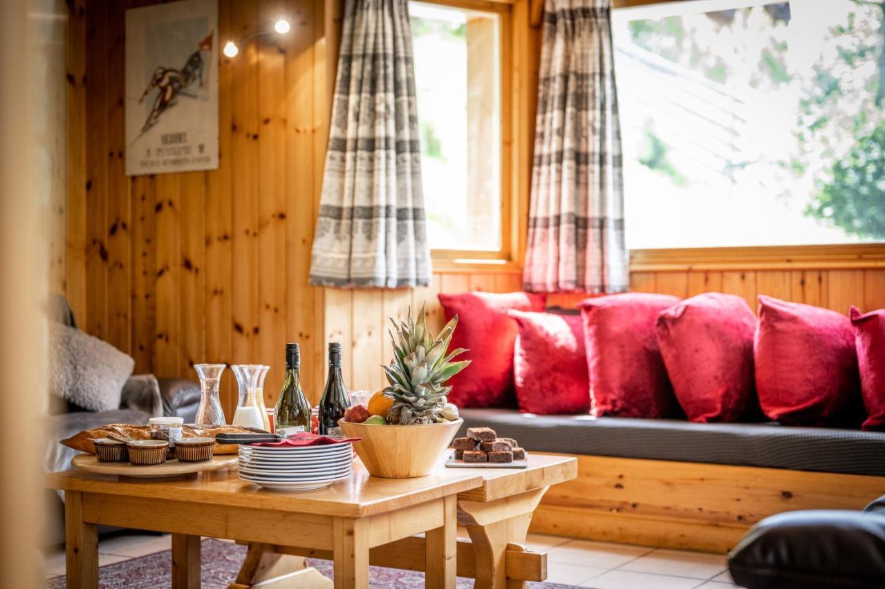 Chalet Himalaya , 10 Person Chalet With 5 Ensuite Bedrooms And Outdoor Jacuzzi In Meribel Centre المظهر الخارجي الصورة